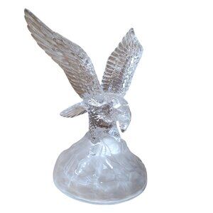 Eagle Art Glass Statue Figure on Frosted Rock Open Wings Patriotic Paperweight